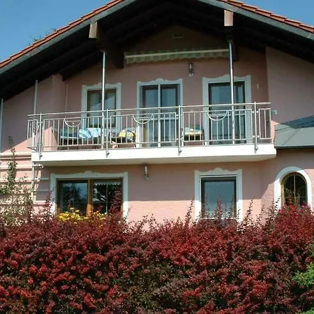 Haus Obermayer Appartamento *